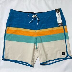 NWT O’Neill Lennox Scallop 19 Board Shorts Size 42